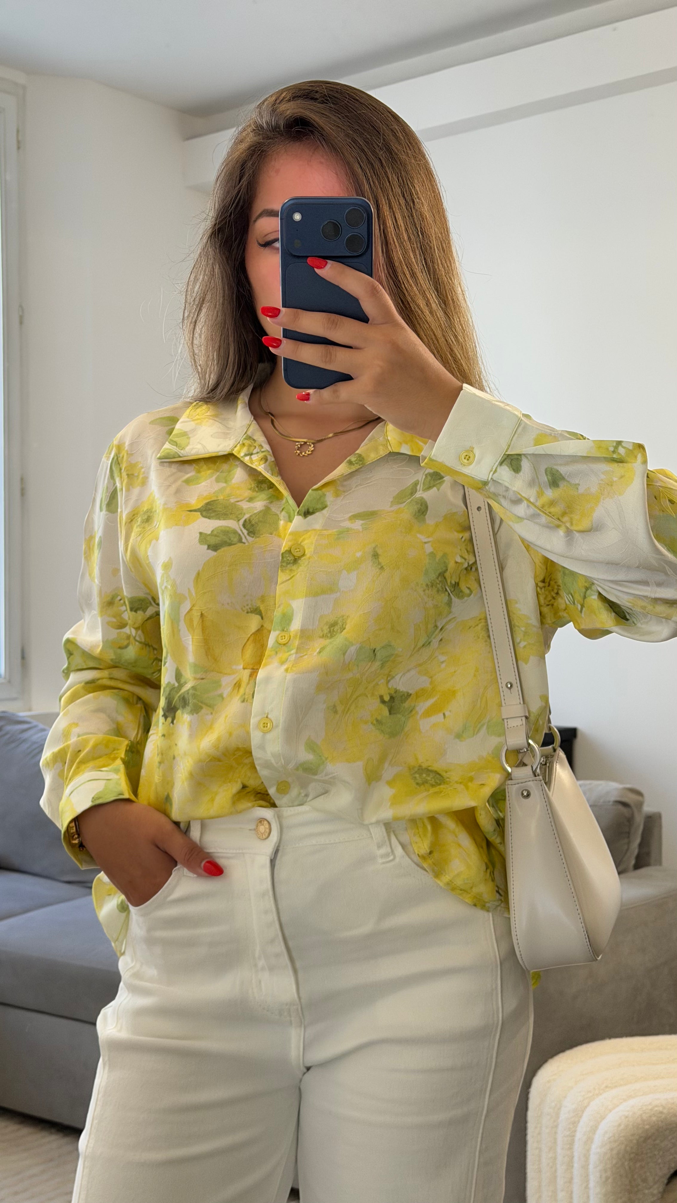 Chemise Soraya fleurie en polyester pour femme jaune.