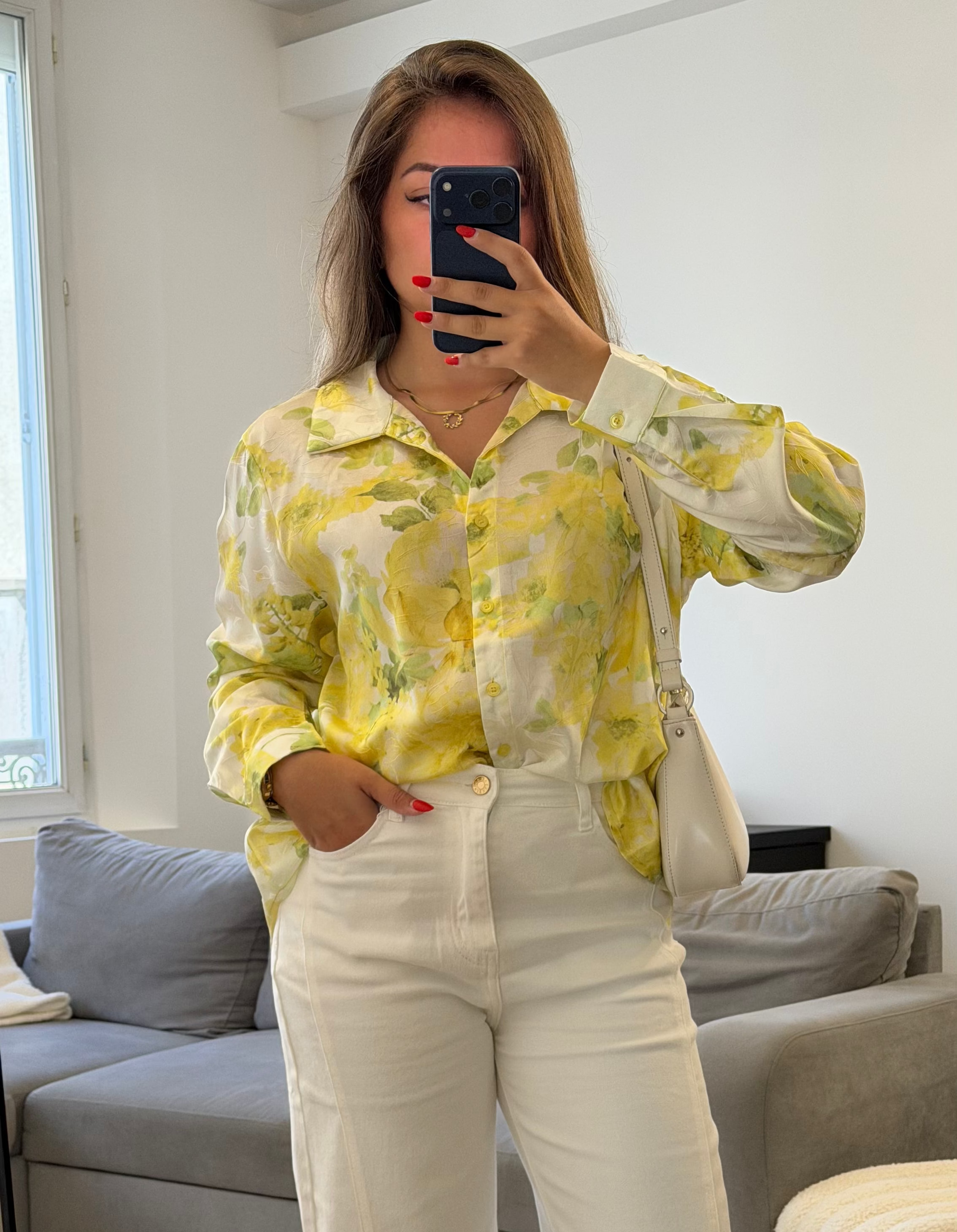 Chemise Soraya fleurie en polyester pour femme jaune.